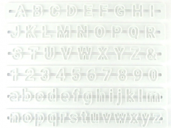 Dekofee Buchstaben und Zahlen Ausstecher Roboto